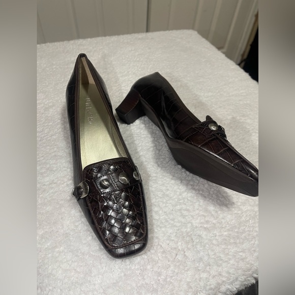 Unisa heel 🌙 - Picture 2 of 10